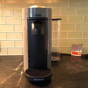 COPY - Nespresso machine: VirtuoPlus by DeLonghi,…